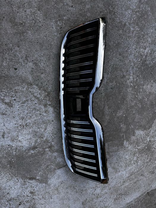 Grilă radiatir skoda superb 3.facelift.