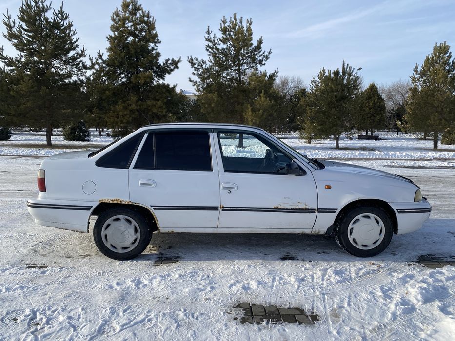 Продам Нексия 1 торг есть