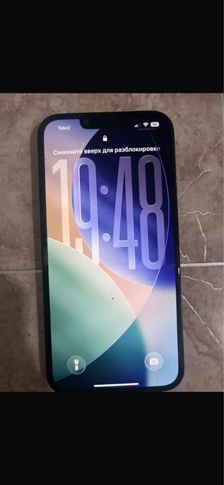 Продам айфон 13