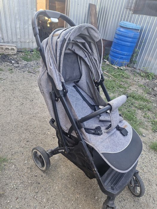 Продам коляску зима-лето