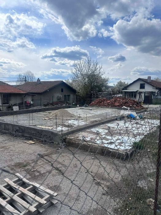 Парцел  в Перник