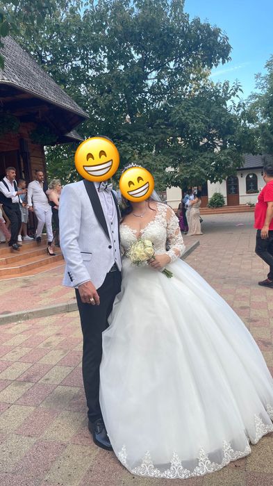 Vand rochie de mireasa