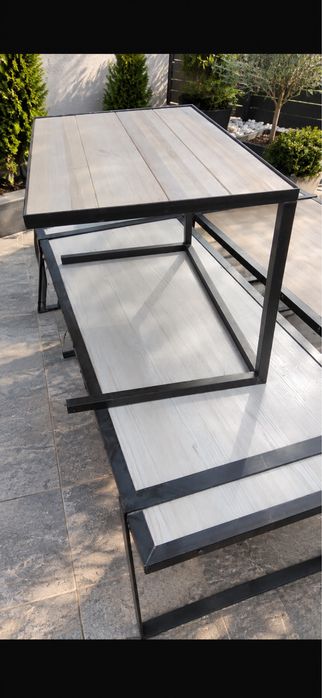 Vand mese diferite marimi structura metalica casa gradina preturi intre 100 si 450 lei