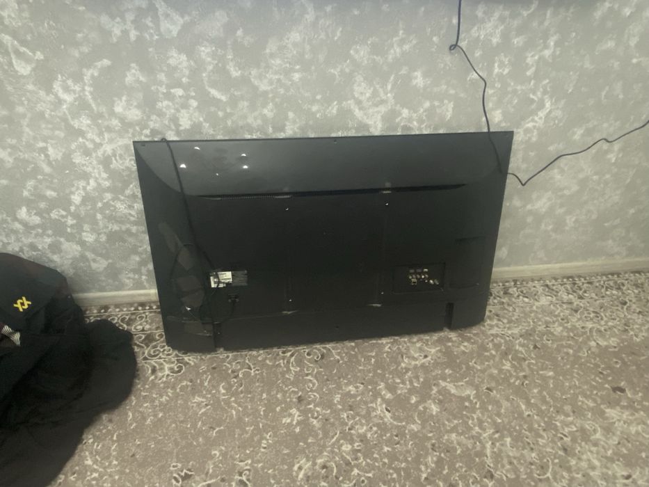 Телевизор LG 49uh610v