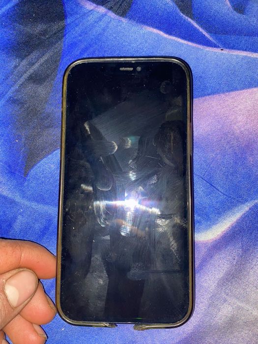 Vând iPhone 12 , 128GB