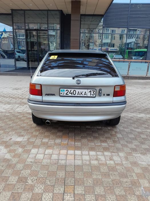 Opel Astra 1994г