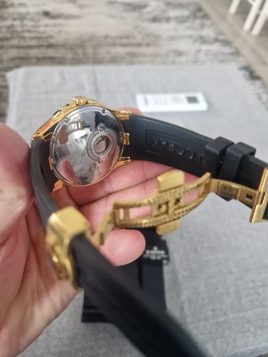 Швейцарски часовник Edox