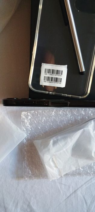 24 Смартфон  16 Gb/ 1 T Snapdragon 888 / 5G