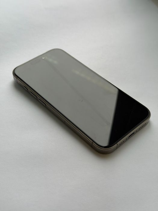Продам iphone 15 pro, 128gb