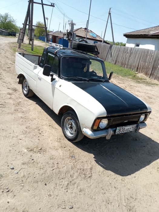 Продам пирожковоз москвич иж .