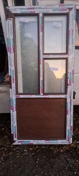 Oferte la termopan Ușă