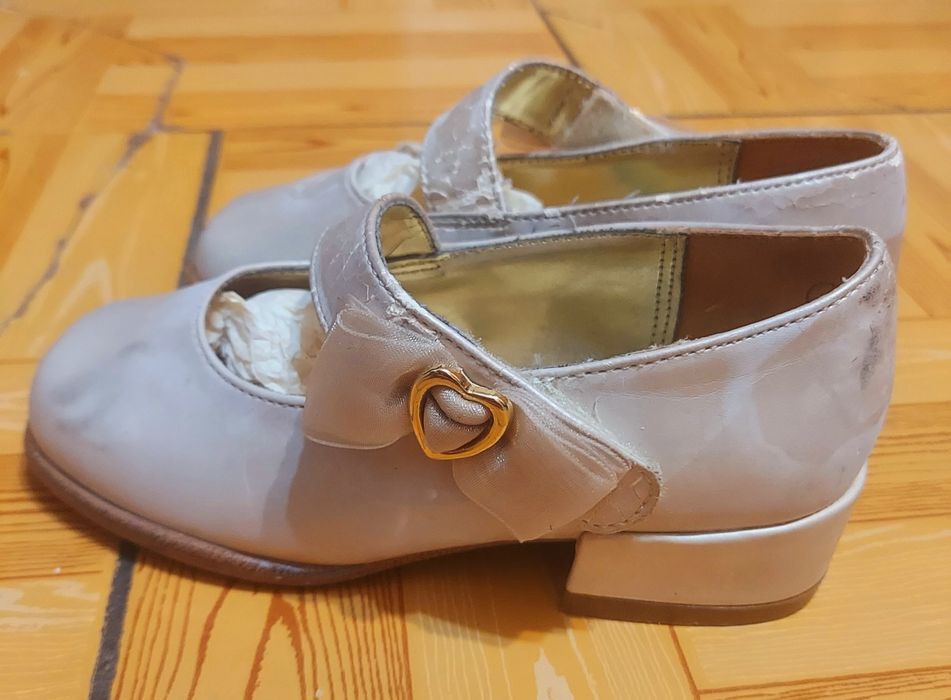 Ботинки и туфельки детские