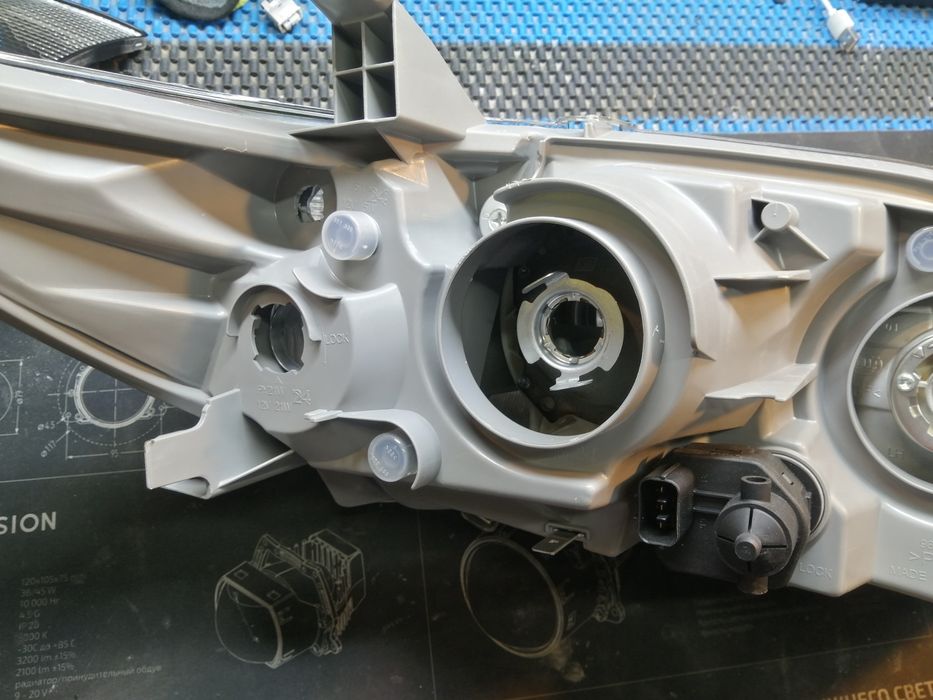 Фара камри 45ка араб левая