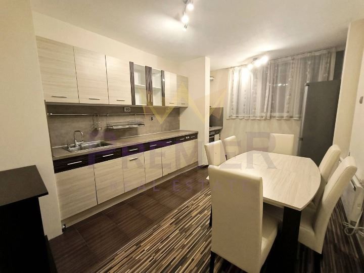 Многостаен в Бургас-Меден рудник - зона Б площ 97 цена 190000