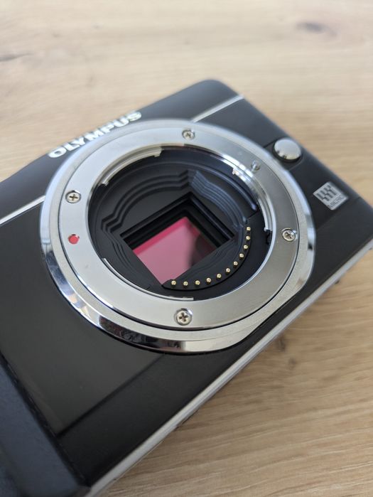 Olympus E-PL1 - УНИКАЛНИ СНИМКИ Дигитален Фотоапарат в Отлично състояние