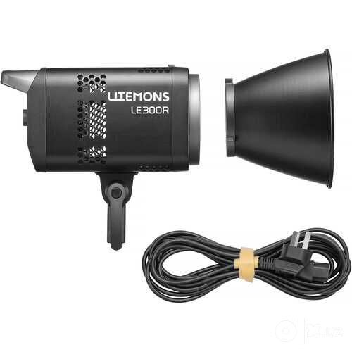 Godox Litemons LE300R. Гарантия, 12 месяцев с момента покупки.