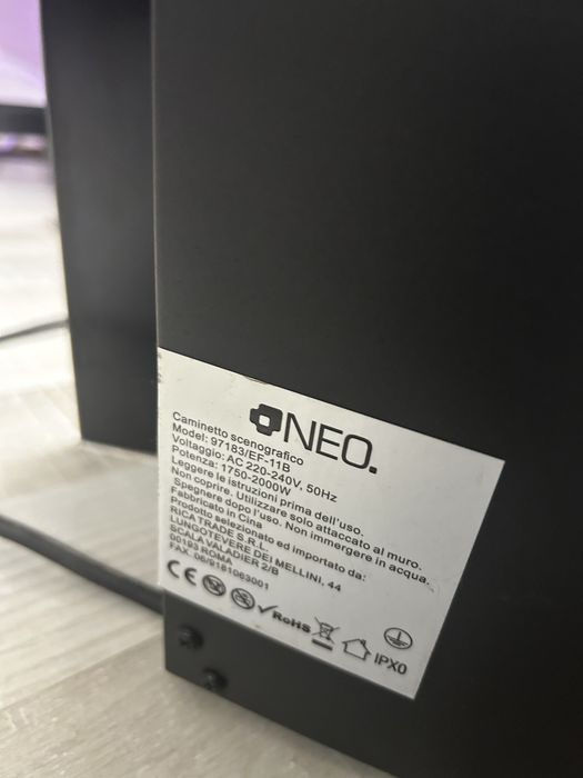 Semineu electric Led