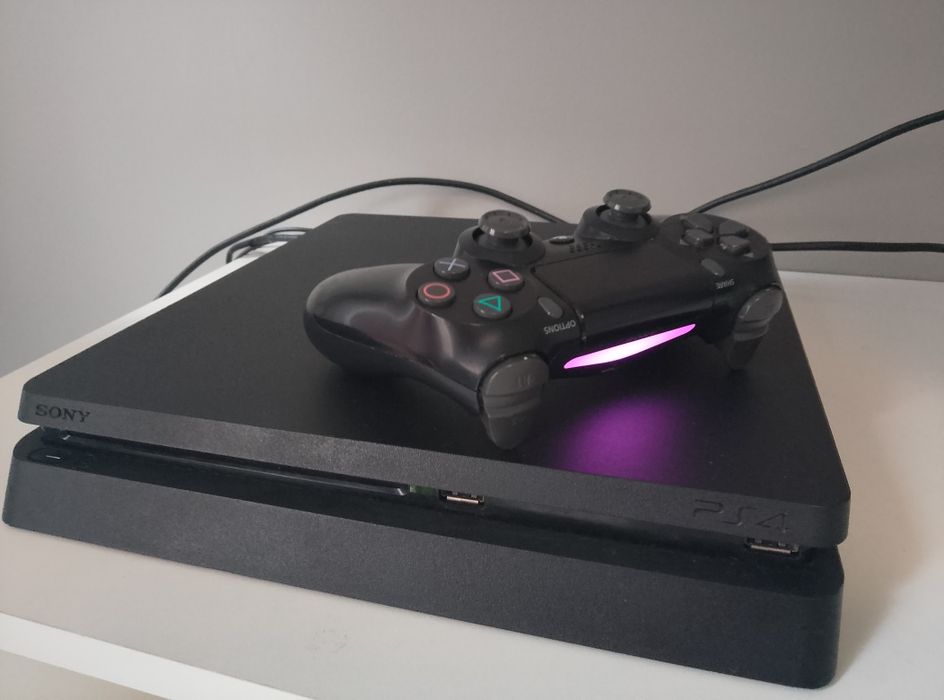Playstation 4 Slim Ps4
