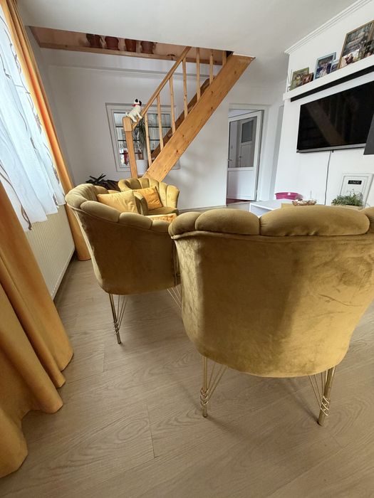 Canepa cu doua scaune,culoare galben