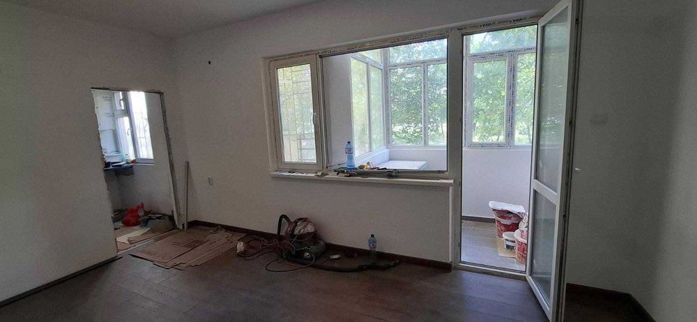 Продава се Едностаен апартамент в Пловдив, Тракия - 36 кв.м за 2000 €/кв.м - Снимка #1