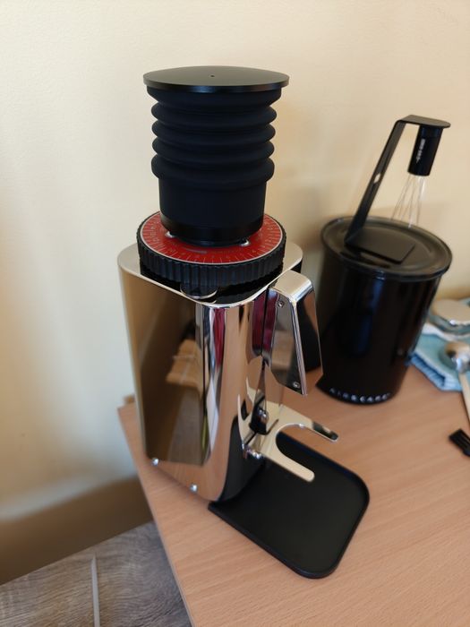 Кафемелачка-ECM C-Manuale 54