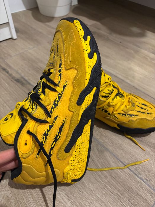 Adidasi baschet măsura 42 Nike Sabrina , Puma , Adidas DON