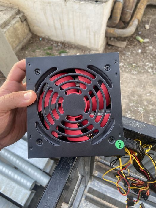 Продаю блок питания 400 Вт