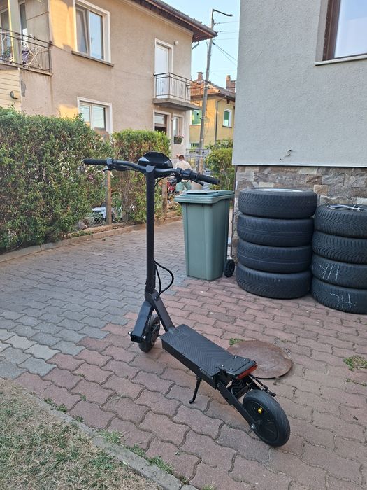 Продам тротинетка Kukirin G2