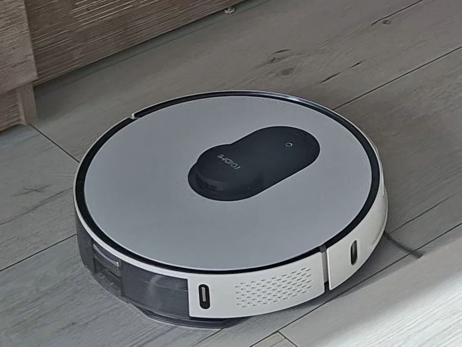 Продавам прахосмукачка робот Xiaomi Roidmi Eve Max