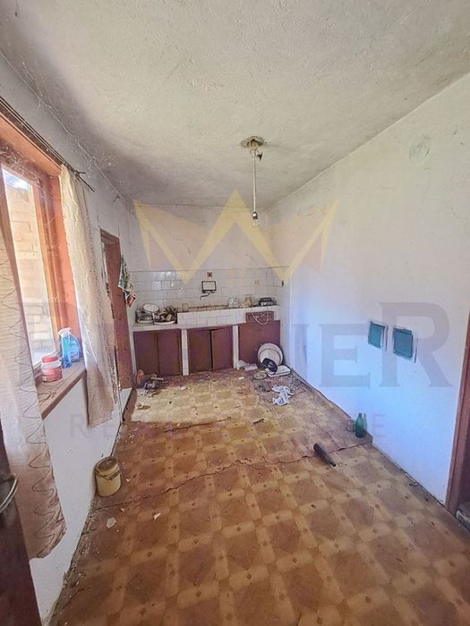 Продава се Къща в с. Гроздьово, Област Варна - 75 кв.м за 400 €/кв.м - Снимка #8