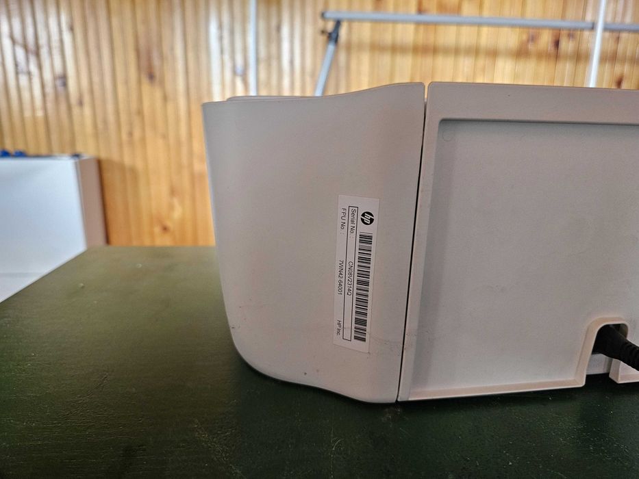 Imprimantă multifuncțională HP DeskJet 2320, color, scaner copiator A4
