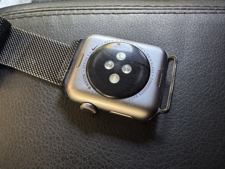 Продам Apple Watсh 3
