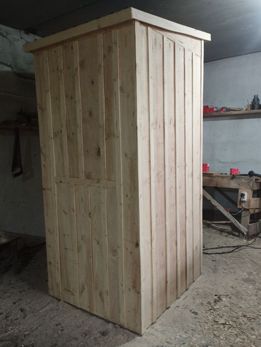 Уличные туалеты.