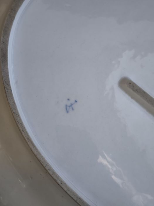 Комплект съдове за сервиране