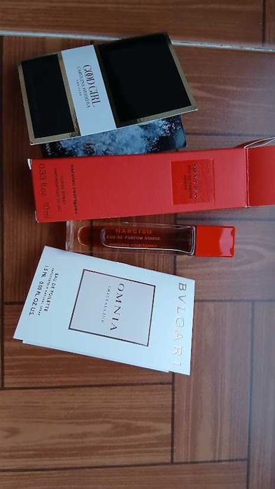 Parfum Narciso Rodriguez Rouge EdP 10 ml + cadouri