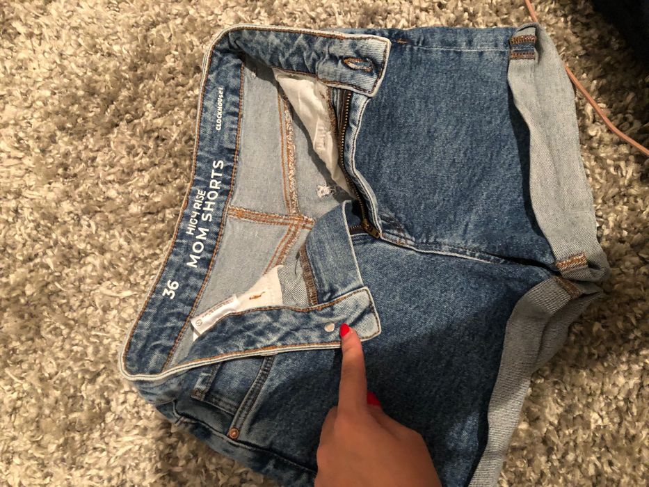Salopeta tip rochița, blugi scurți