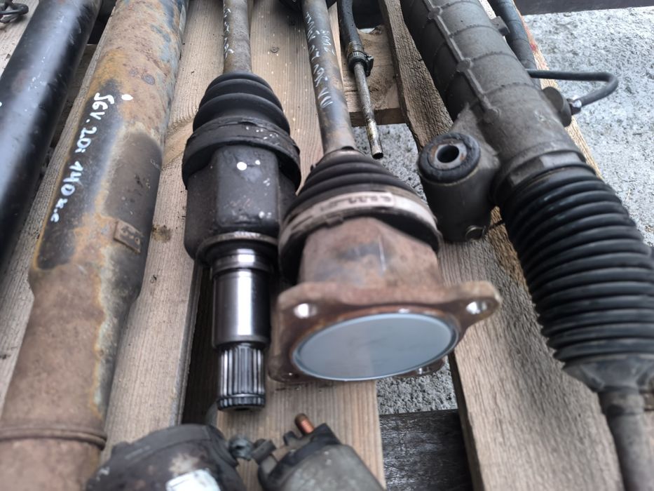 Предни полуоски Suzuki Grand Vitara 2.0 140к.с.