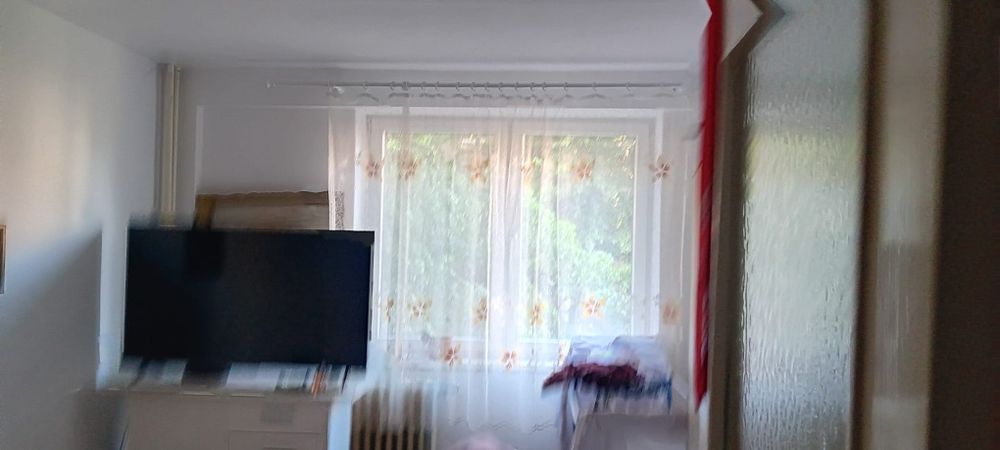 Vând apartament 3 camere oradea str Transilvaniei