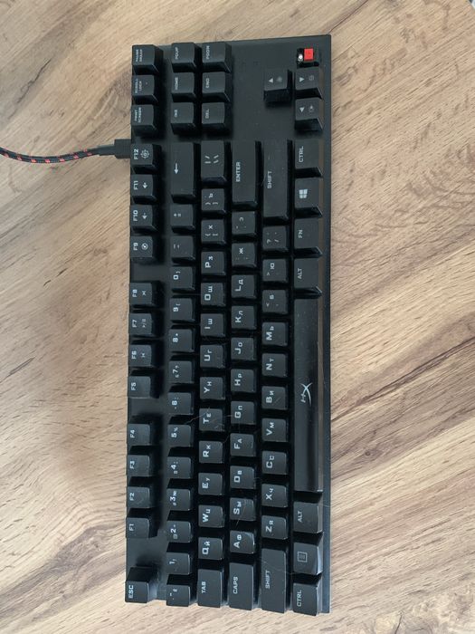 Клавиатура HyperX