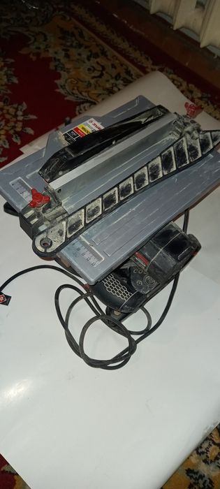 Торцовочная и настольная пила