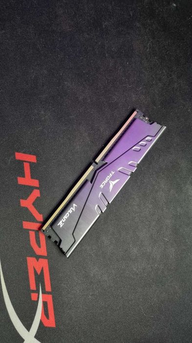 TeamGroup T-Force 8GB DDR4-3000 VULCANZ RAM