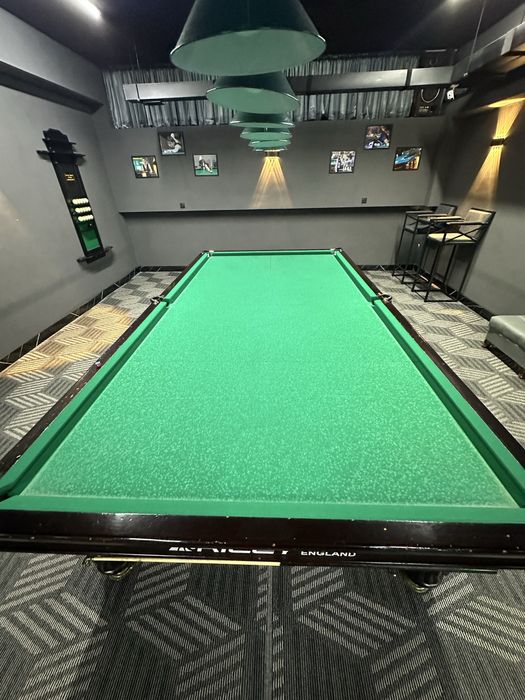 Бильярдный стол сотилади срочна