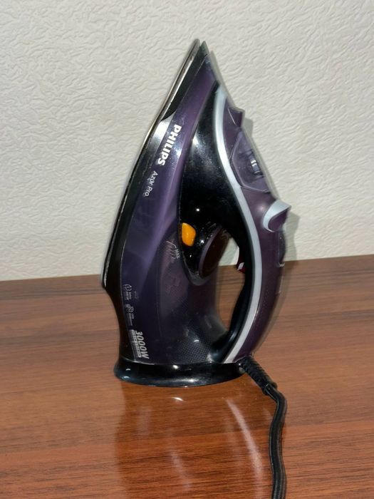 Утюг Philips 3000w