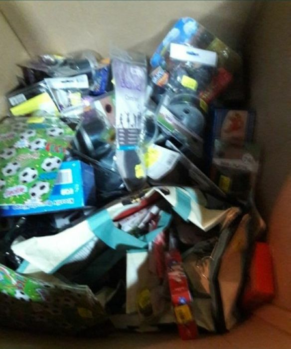Cutii cu produse diferite-tip bazar