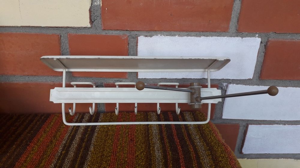 Вешалки с крючками металл