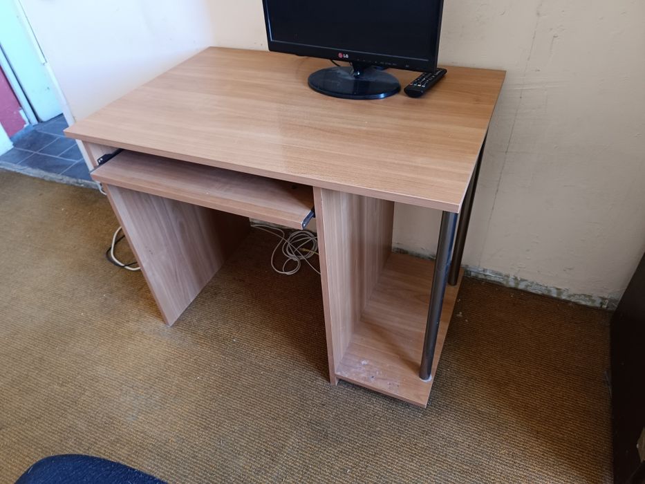 Стари мебели (подарявам)