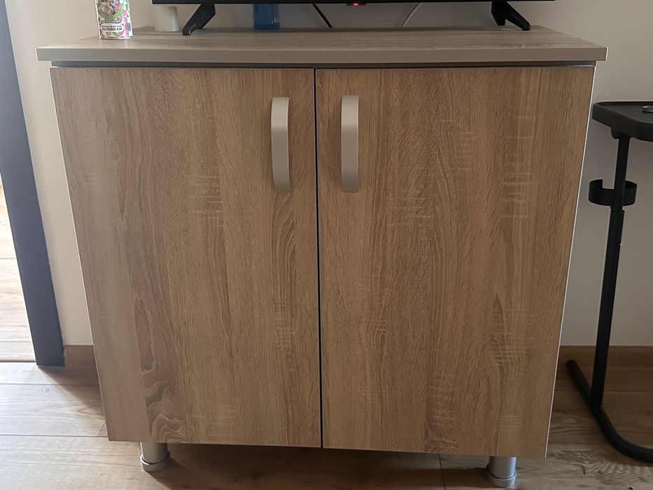 Mobilă completă de vânzare, dormitor si living – pat, dulap, canapea, noptiere + altele