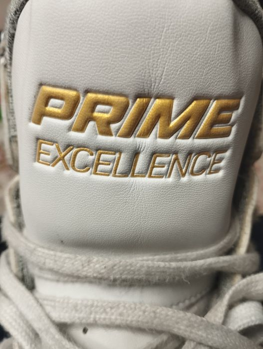 Продам коньки для фигурного катания