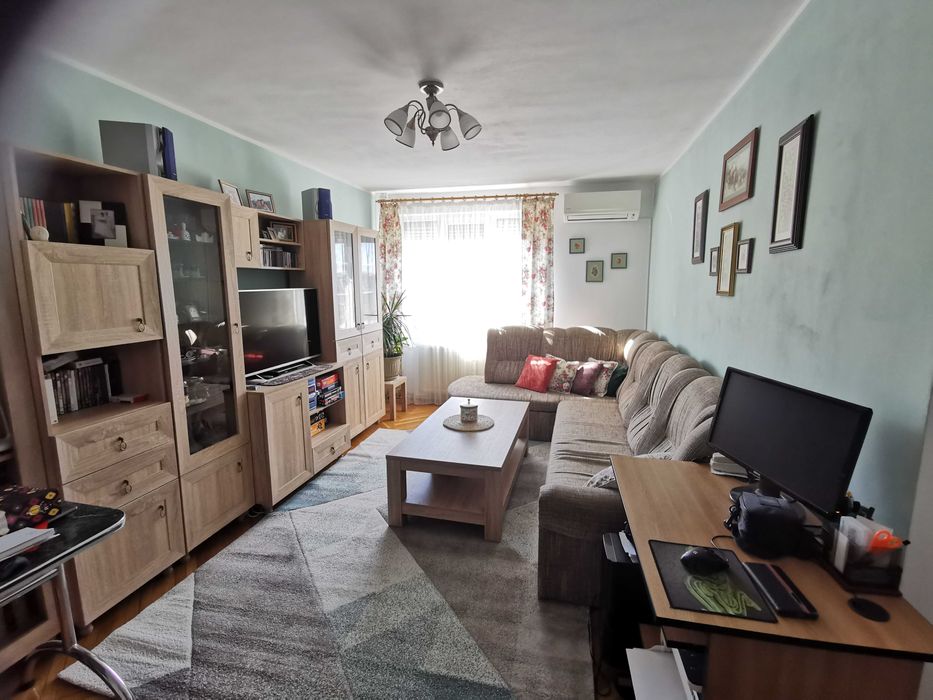 Apartament 4 camere Sanmartin