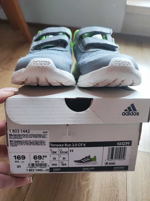 Adidas маратонки 31